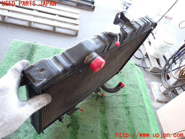 2UPJ-24592321]デリカ スターワゴン(P35W)ラジエーター1 中古_m0002.jpg