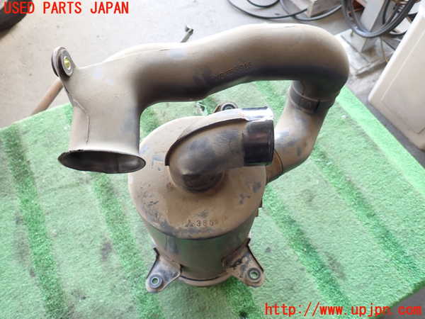 2UPJ-24592560]デリカ スターワゴン(P35W)エアクリーナーボックス 中古_m0001.jpg