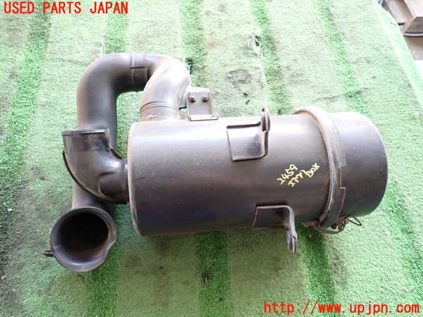 2UPJ-24592560]デリカ スターワゴン(P35W)エアクリーナーボックス 中古_m0002.jpg