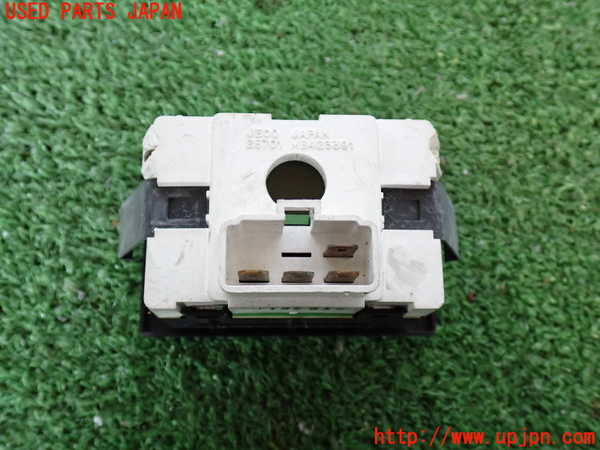 2UPJ-24597850]デリカ スターワゴン(P35W)時計 中古_m0002.jpg