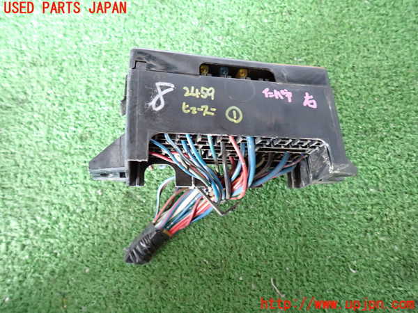 2UPJ-24596741]デリカ スターワゴン(P35W)ヒューズボックス1 中古_m0002.jpg