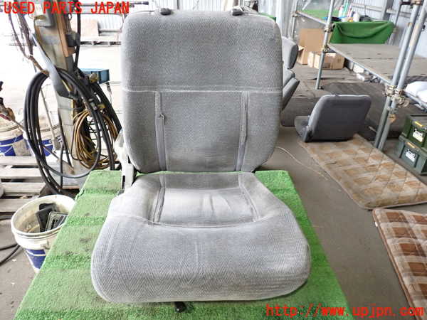 2UPJ-24597035]デリカ スターワゴン(P35W)運転席シート 中古_m0001.jpg