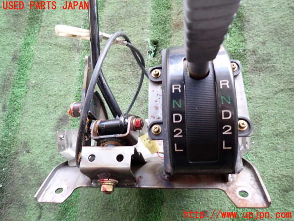 2UPJ-24597555]デリカ スターワゴン(P35W)ATシフトレバー 中古_m0002.jpg