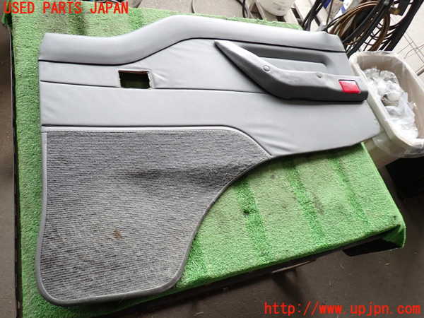 2UPJ-24591234]デリカ スターワゴン(P35W)右前ドア内張り 中古_m0001.jpg
