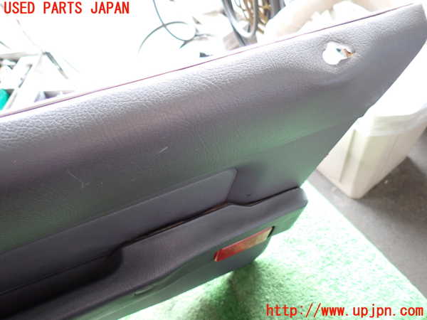 2UPJ-24591234]デリカ スターワゴン(P35W)右前ドア内張り 中古_m0003.jpg