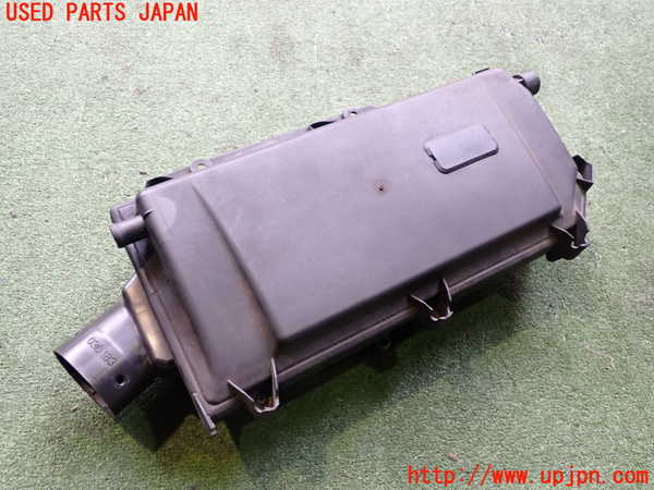 2UPJ-24602560]VW ルポGTI(6EAVY)エアクリーナーボックス 中古_m0001.jpg