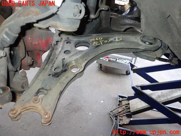 5UPJ-24605186]VW ルポGTI(6EAVY)左フロントロアアーム1 中古_m0001.jpg