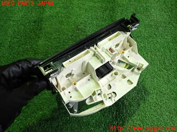 2UPJ-24606066]VW ルポGTI(6EAVY)エアコンスイッチ1 中古_m0003.jpg