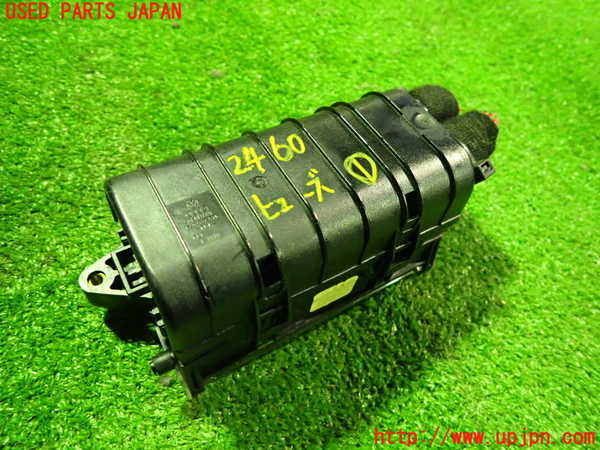 2UPJ-24606741]VW ルポGTI(6EAVY)ヒューズボックス1 中古_m0002.jpg