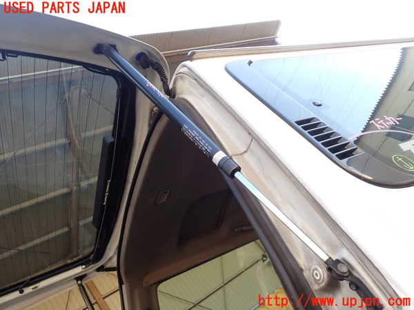 1UPJ-24611584]ハイエースワゴン100系(KZH106W)リアゲートダンパー 中古_m0001.jpg