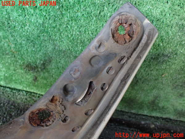 1UPJ-24611454]ハイエースワゴン100系(KZH106W)右リアマッドガード(泥除け) 中古_m0003.jpg