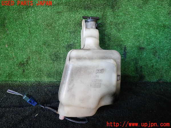 1UPJ-24612410]ハイエースワゴン100系(KZH106W)ラジエータータンク 中古_m0001.jpg