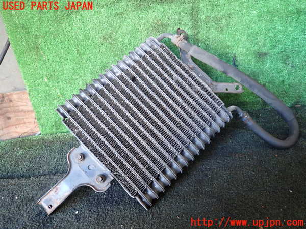 1UPJ-24612481]ハイエースワゴン100系(KZH106W)オイルクーラー1 中古_m0002.jpg