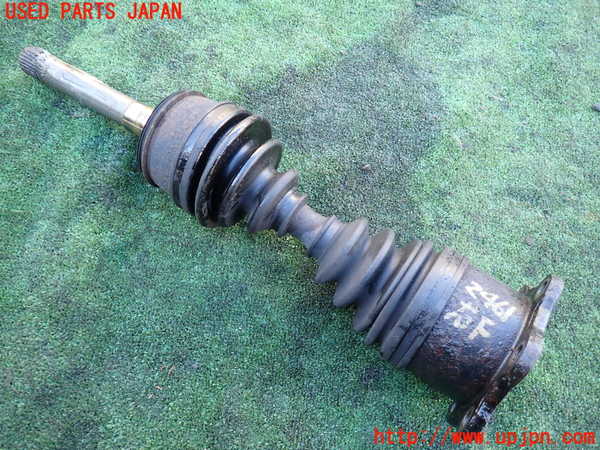 5UPJ-24614010]ハイエースワゴン100系(KZH106W)右フロントドライブシャフト 中古_m0001.jpg