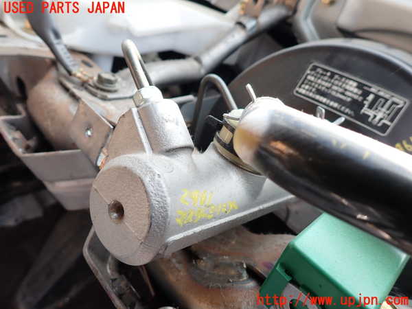 1UPJ-24614050]ハイエースワゴン100系(KZH106W)ブレーキマスターシリンダー 中古_m0002.jpg