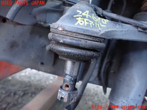 1UPJ-24615126]ハイエースワゴン100系(KZH106W)右フロントアッパーアーム1 中古_m0002.jpg