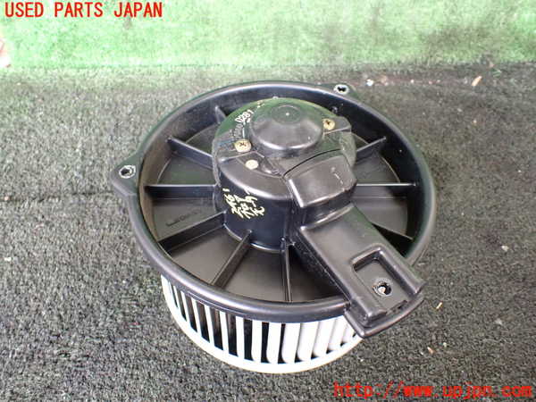 1UPJ-24616095]ハイエースワゴン100系(KZH106W)ブロアファン(ブロアーファン) 中古_m0001.jpg