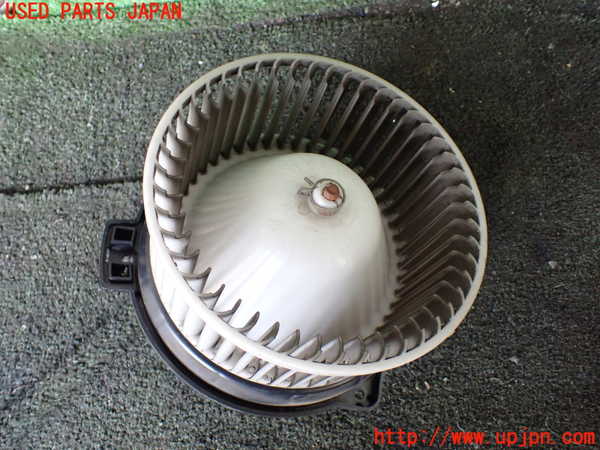 1UPJ-24616095]ハイエースワゴン100系(KZH106W)ブロアファン(ブロアーファン) 中古_m0002.jpg