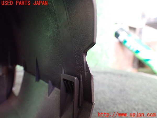 1UPJ-24617905]ハイエースワゴン100系(KZH106W)コラムカバー 中古_m0004.jpg