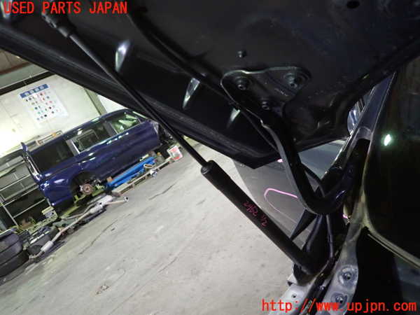 5UPJ-24621068]ルノー・メガーヌ スポーツツアラー(KBM5M)ボンネットダンパー 中古_m0001.jpg