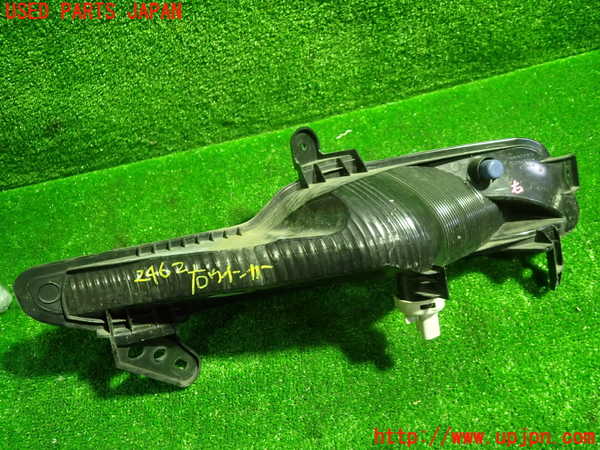 1UPJ-24621160]ルノー・メガーヌ スポーツツアラー(KBM5M)右ウィンカーレンズ 中古_m0003.jpg