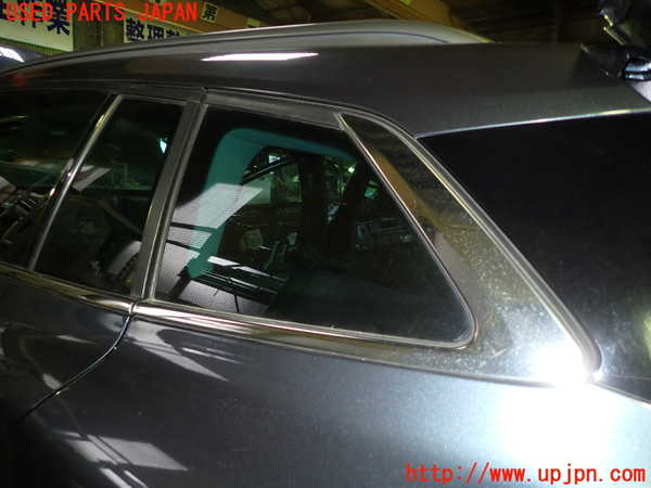 5UPJ-24621382]ルノー・メガーヌ スポーツツアラー(KBM5M)左クォーターガラス 中古_m0001.jpg