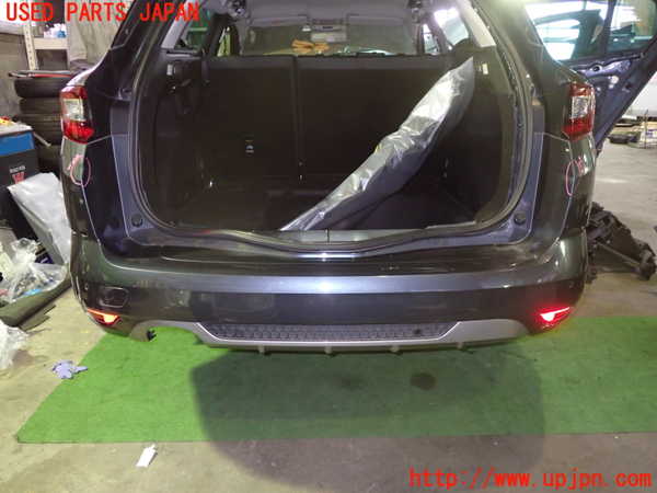 5UPJ-24621610]ルノー・メガーヌ スポーツツアラー(KBM5M)リアバンパー 中古_m0001.jpg