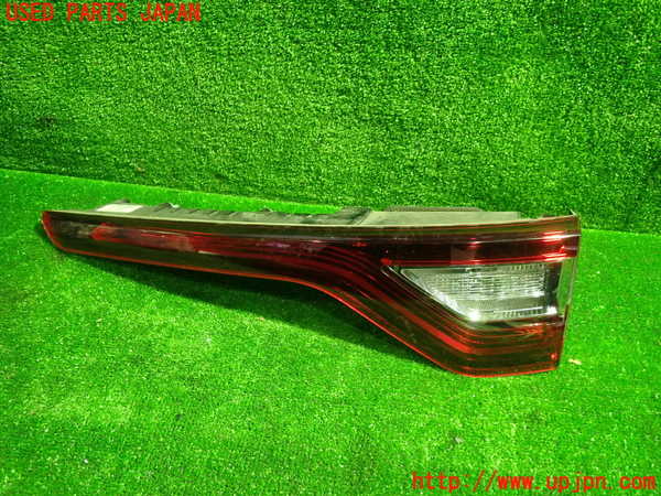1UPJ-24621550]ルノー・メガーヌ スポーツツアラー(KBM5M)右リアフィニッシャー 中古_m0001.jpg