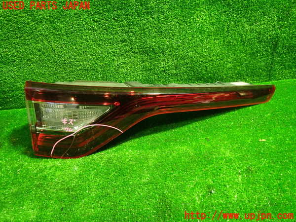 1UPJ-24621552]ルノー・メガーヌ スポーツツアラー(KBM5M)左リアフィニッシャー 中古_m0001.jpg