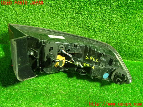 1UPJ-24621530]ルノー・メガーヌ スポーツツアラー(KBM5M)右テールランプ 中古_m0003.jpg