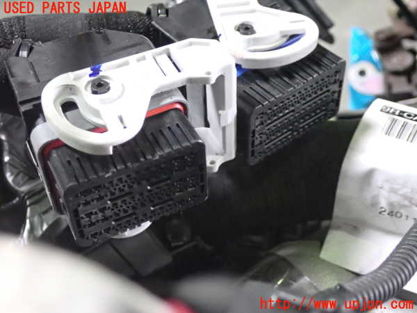1UPJ-24622010]ルノー・メガーヌ スポーツツアラー(KBM5M)エンジン M5M 中古_m0004.jpg