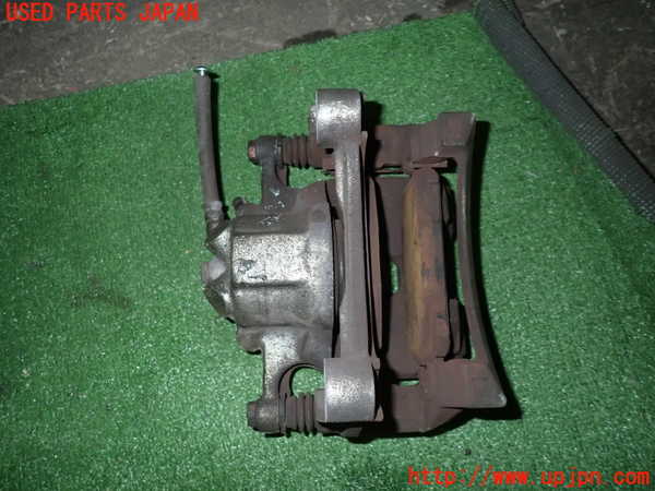 1UPJ-24624080]ルノー・メガーヌ スポーツツアラー(KBM5M)右フロントキャリパー 中古_m0002.jpg