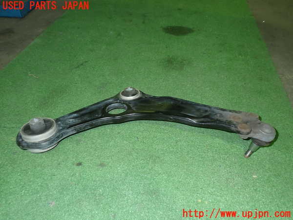 1UPJ-24625186]ルノー・メガーヌ スポーツツアラー(KBM5M)左フロントロアアーム1 中古_m0002.jpg
