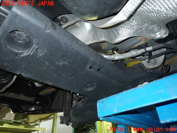 1UPJ-24625380]ルノー・メガーヌ スポーツツアラー(KBM5M)リアアクスルビーム 中古_m0005.jpg