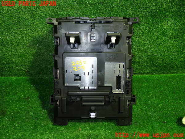1UPJ-24626629]ルノー・メガーヌ スポーツツアラー(KBM5M)モニター 中古_m0003.jpg
