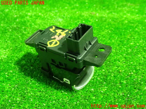 1UPJ-24626306]ルノー・メガーヌ スポーツツアラー(KBM5M)スイッチ1（パーキング） 中古_m0002.jpg