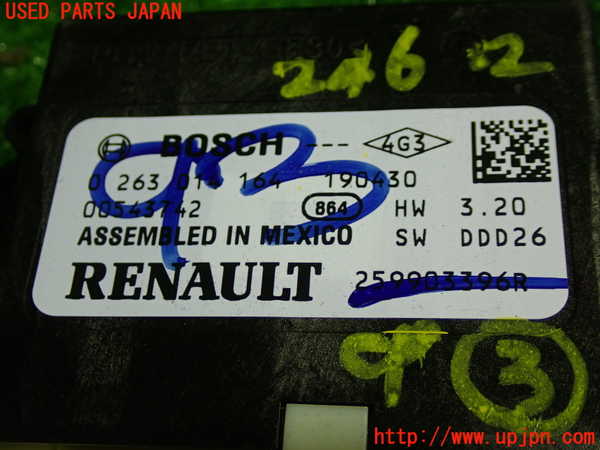 5UPJ-24626148]ルノー・メガーヌ スポーツツアラー(KBM5M)コンピューター3 中古_m0002.jpg