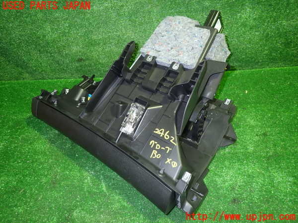 1UPJ-24627516]ルノー・メガーヌ スポーツツアラー(KBM5M)グローブボックス1 中古_m0002.jpg