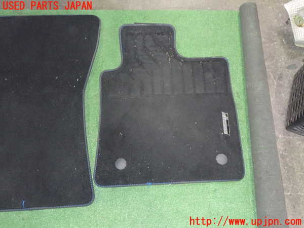 1UPJ-24627800]ルノー・メガーヌ スポーツツアラー(KBM5M)フロアマット 中古_m0002.jpg