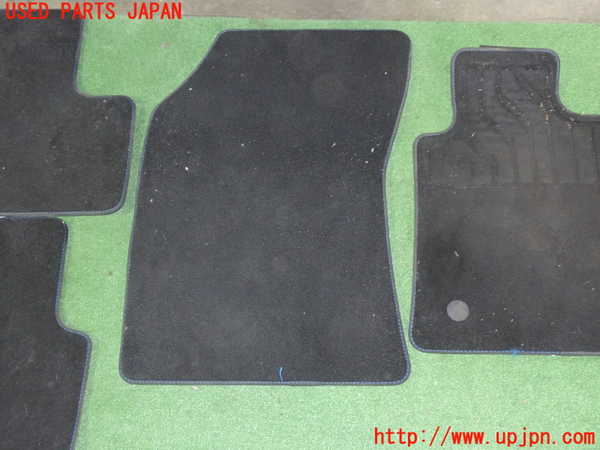 1UPJ-24627800]ルノー・メガーヌ スポーツツアラー(KBM5M)フロアマット 中古_m0003.jpg