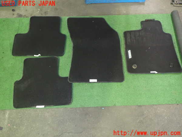 1UPJ-24627800]ルノー・メガーヌ スポーツツアラー(KBM5M)フロアマット 中古_m0005.jpg