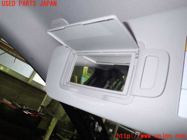 5UPJ-24627630]ルノー・メガーヌ スポーツツアラー(KBM5M)室内サンバイザー左側 中古_m0003.jpg