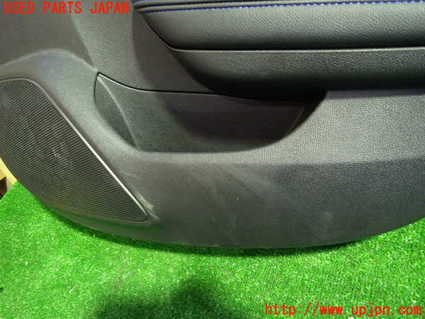 1UPJ-24621294]ルノー・メガーヌ スポーツツアラー(KBM5M)右後ドア内張り 中古_m0003.jpg