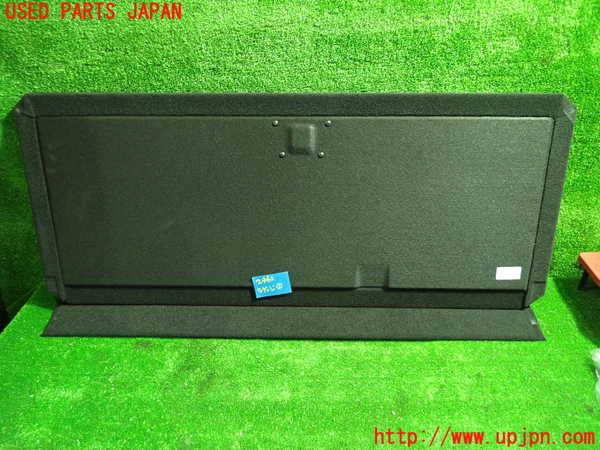 5UPJ-24627771]ルノー・メガーヌ スポーツツアラー(KBM5M)ラゲッジトレイ1 中古_m0002.jpg