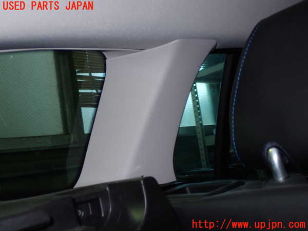 5UPJ-24627680]ルノー・メガーヌ スポーツツアラー(KBM5M)左リアピラートリム 中古_m0003.jpg