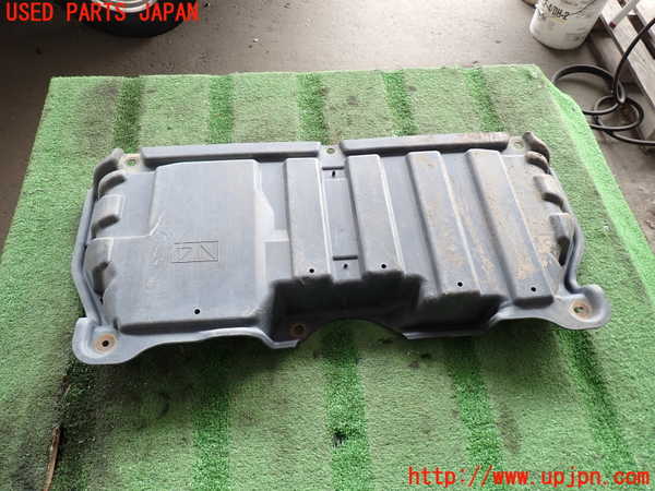 2UPJ-24671722]ハイエースバン200系(KDH205V)アンダーカバー2 中古_m0001.jpg