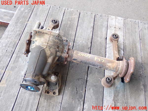 2UPJ-24674350]ハイエースバン200系(KDH205V)フロントデフ 中古_m0001.jpg