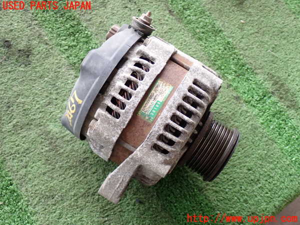 2UPJ-24676015]ハイエースバン200系(KDH205V)オルタネーター(ダイナモ) 中古_m0001.jpg