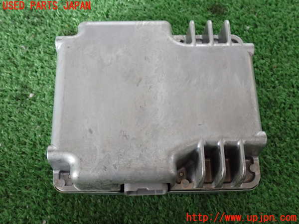 2UPJ-24676525]ハイエースバン200系(KDH205V)アンプ 中古_m0003.jpg