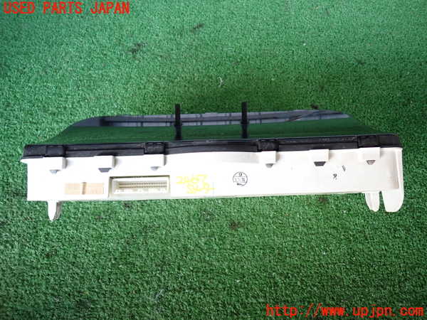 2UPJ-24676170]ハイエースバン200系(KDH205V)スピードメーター 中古_m0003.jpg